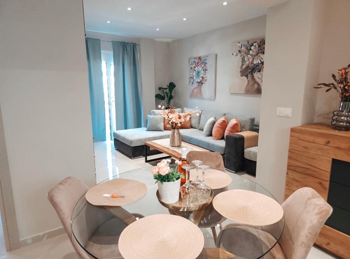 Apartment Agora Luxury 3